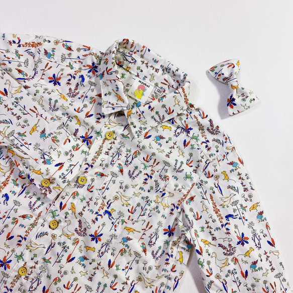 リバティシャツと蝶ネクタイのセット　120㎝   セオ（カラフル） 1枚目の画像