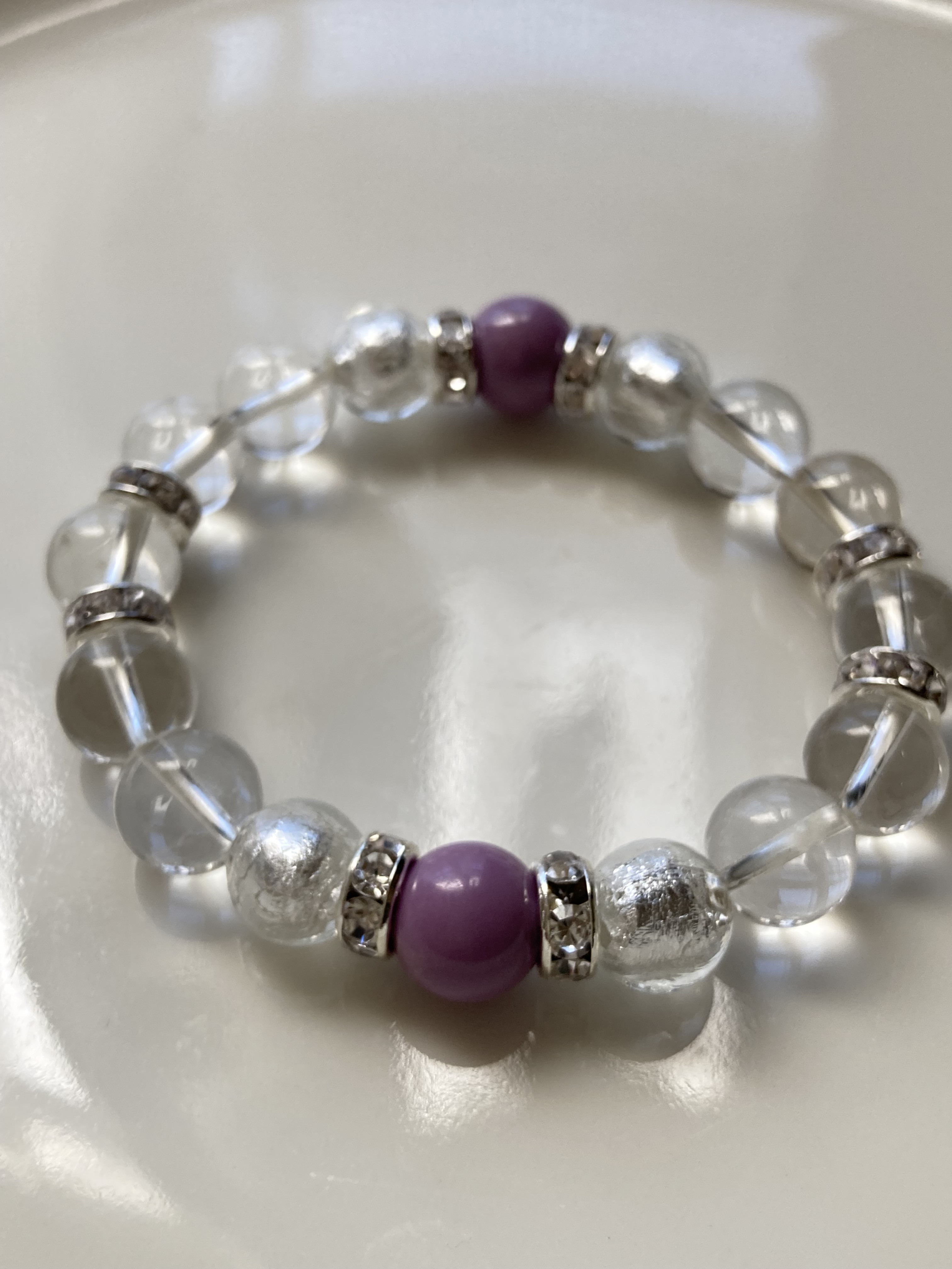 Kuan Yin （クヮンイン　観音菩薩）