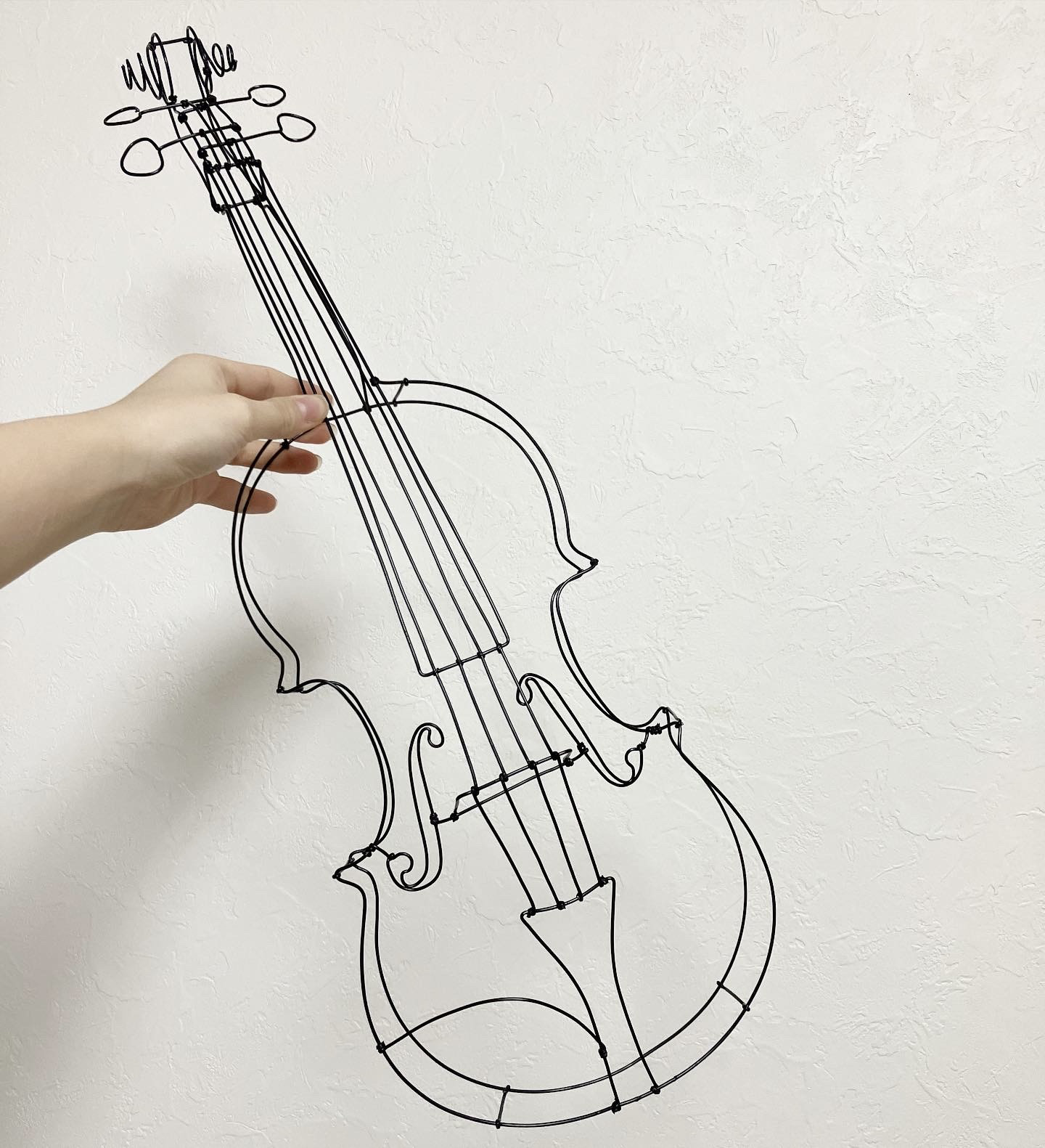 ヴァイオリン🎻 原型完成^_^ コレは穴を開けるのも何だし