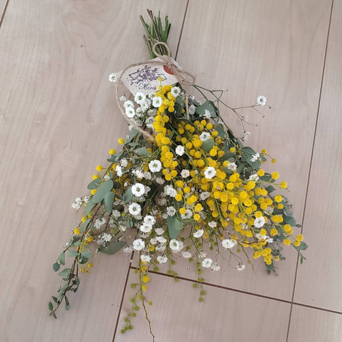 たっぷり春待ちミモザとユーカリのナチュラルドライフラワースワッグ