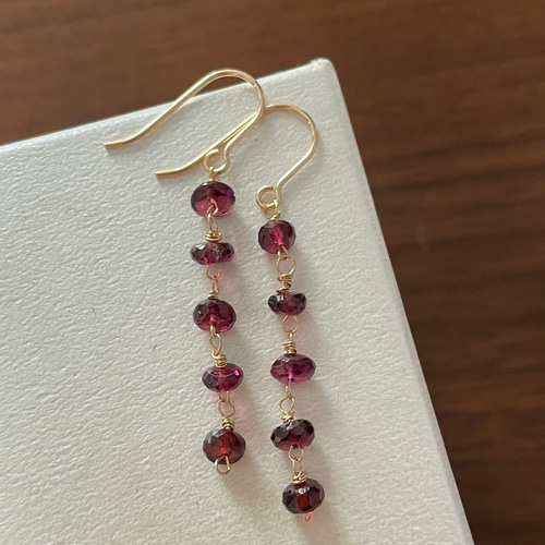 14kgf 型ガーネット4連ピアス 天然石ピアス ロードライトガーネット5連 14kgfピアス22-1樹脂ピアスも