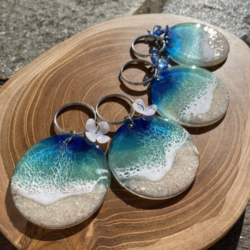 海のキーホルダー（シルバー） 海レジン レジンアート キーリング 
