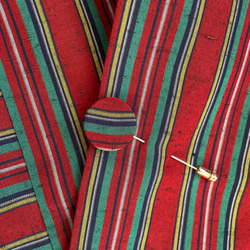 【1点もの】さんかく羽織 ブローチ付き 総手縫い -アセテート・レーヨン 着物地 燕脂縞 TRH273 10枚目の画像