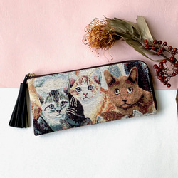 L 形長錢包由 gobelin 織物貓製成 第2張的照片