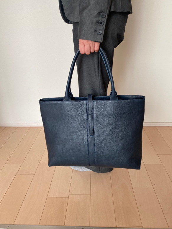 新作　 Zess fino 　通勤通学に使い易さを重視したユニセックスのビジネストートバッグ　国産 15枚目の画像