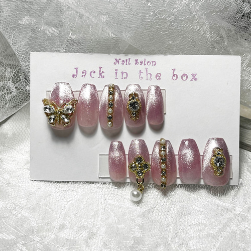 135)B 現品即納可 マグネットグラデーション 蝶とチャームのネイル  