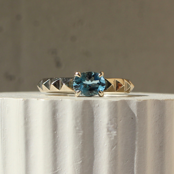 Pyramid Stud Aquamarine Ring / K10, K18, PT900 11枚目の画像