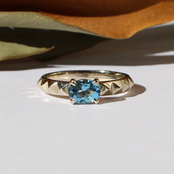 Pyramid Stud Aquamarine Ring / K10, K18, PT900 1枚目の画像