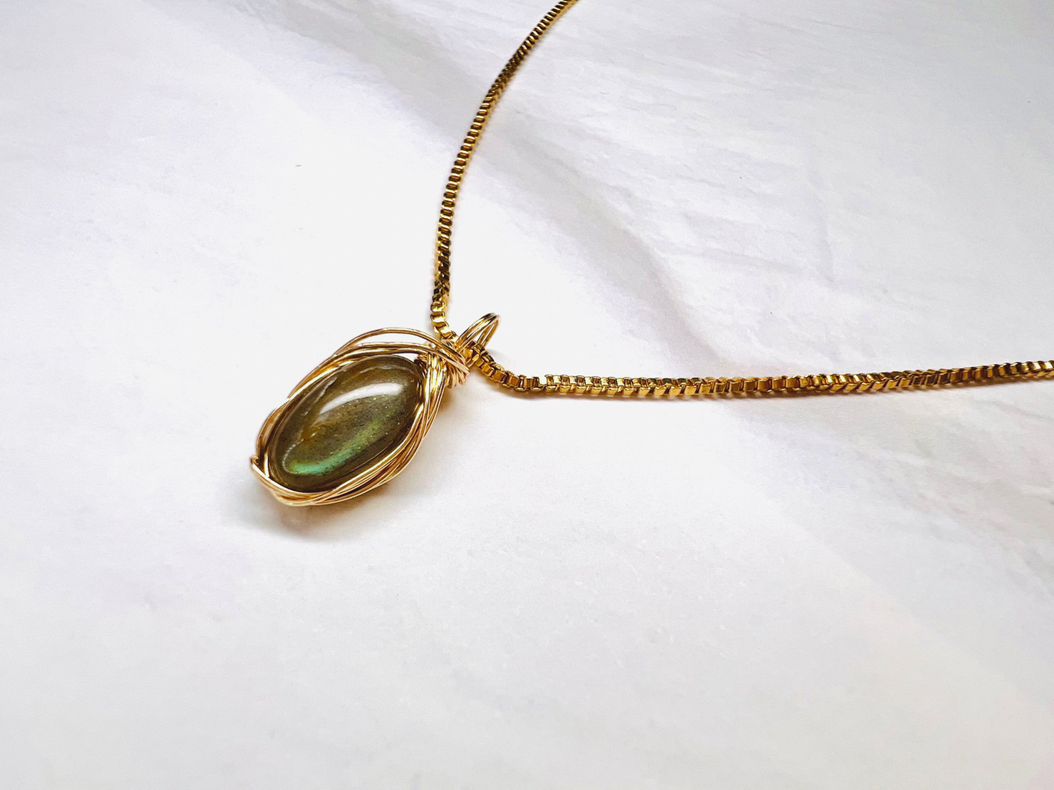 ラブラドライト〈14KGFワイヤーラップ〉