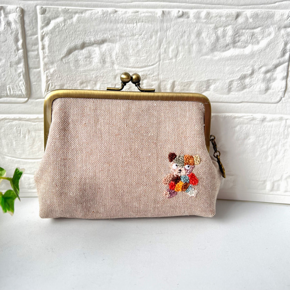 受注制作】くま好きさんの刺繍親子がま口財布 がま口 ルソラ