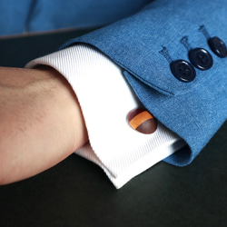 木製カフリンクス【moon】/ウォルナット×メープル×パドック 2枚目の画像