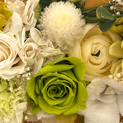 フラワーフォトフレーム ホワイトグリーン プリザーブドフラワー