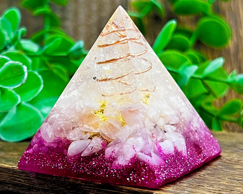 オルゴナイト ピラミッド ピンクのバラ ピラミッド(中)オルゴナイト