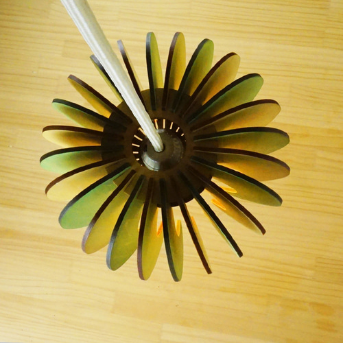 半月タンバリン 孔雀 ペンライト ミントグリーン14連 半月タンバリン 孔雀 ペンライト ミントグリーン14連 - メルカリ