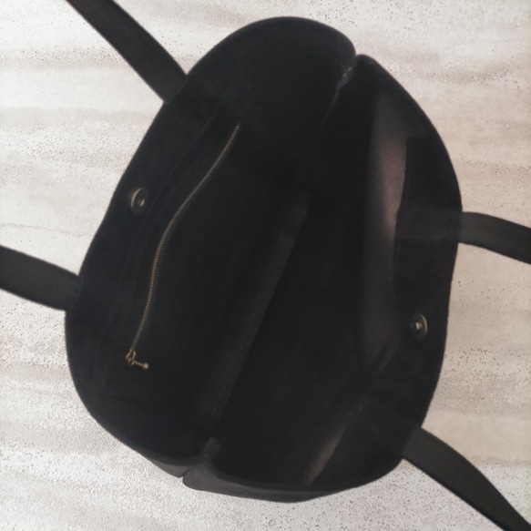 【送料無料】Maha black no.2／国産本革ピッグスエード一枚革のトートバッグ 5枚目の画像
