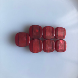 アンティーク ボタン 7個　ビンテージ 昭和 レトロ 個性的 ハンドメイド素材 日本製 ポップ アクセ レッド　赤 3枚目の画像