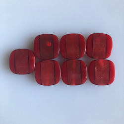 アンティーク ボタン 7個　ビンテージ 昭和 レトロ 個性的 ハンドメイド素材 日本製 ポップ アクセ レッド　赤 5枚目の画像