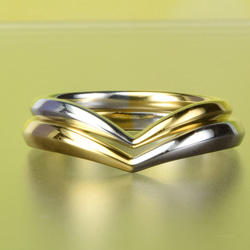 オリジナル結婚指輪（マリッジリング）指が長く見えるシリーズ　Vシェイプ/ハーフ　＜K18＆プラチナ＞　MG-096-00 6枚目の画像