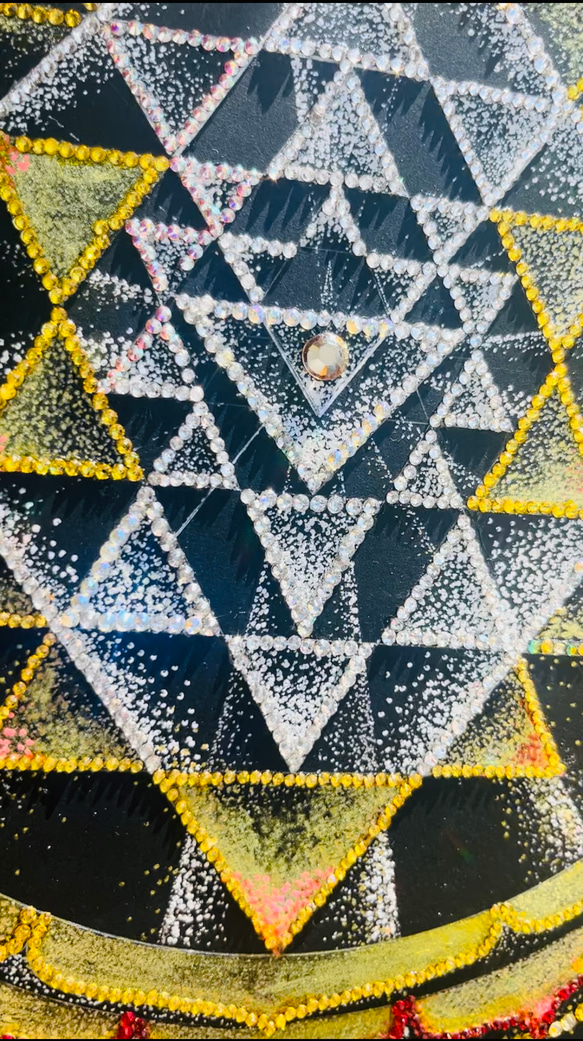 （原圖）Sri Yantra of Abundance and Properity Swarovski finish Layer 第4張的照片