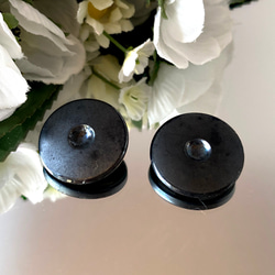【送料無料】2個 1930s チェコ製 アンティーク ヴィンテージ 黒ガラスボタン 素材 [EY8425] 2枚目の画像