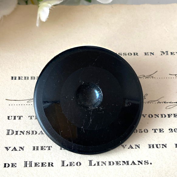 【送料無料】1個 1930s チェコ製 アンティーク ヴィンテージ 黒ガラスボタン 素材 [EY8424] 2枚目の画像