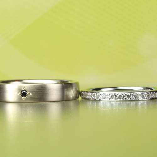 シャンパンゴールドのメンズ＆エタニティーの結婚指輪セット MG-114