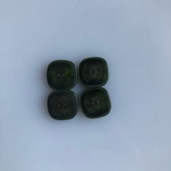 アンティーク ボタン 4個　ビンテージ 昭和 レトロ 個性的 ハンドメイド素材 日本製 ポップ アクセ グリーン　緑 5枚目の画像