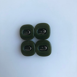 アンティーク ボタン 4個　ビンテージ 昭和 レトロ 個性的 ハンドメイド素材 日本製 ポップ アクセ グリーン　緑 2枚目の画像