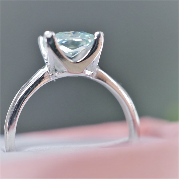 ダイヤモンドの代用品～　宝石質　モアサナイト　3ct　silver925　リング　フリーサイズ　スクエア型 3枚目の画像