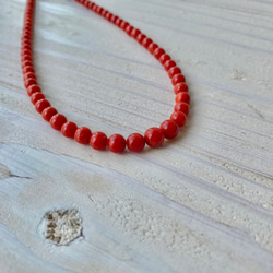 宝石珊瑚　成人　結婚　還暦など各種お祝に… 赤い珊瑚のトラディショナル珠ネックレス　約45センチ 11枚目の画像
