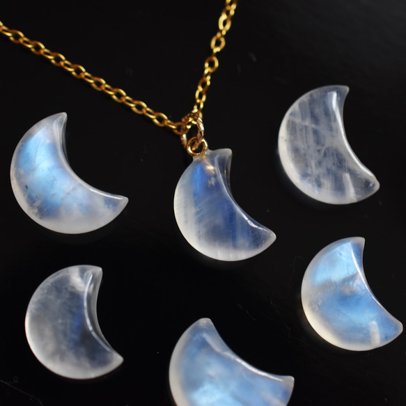 【數量有限】夜空中凍結的新月 皇家藍月光石（Peristerite） 手術不銹鋼 50 厘米 第1張的照片
