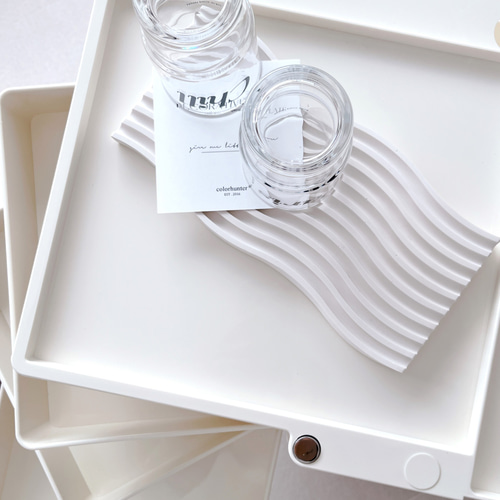 なみなみプレート_long(オフホワイト) /// ジェスモナイト 撮影小物