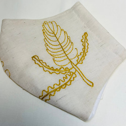 立体マスク，カバー　総刺繍　+HAyU fabric ハユ 生地使用　金鳥　1/3 3枚目の画像