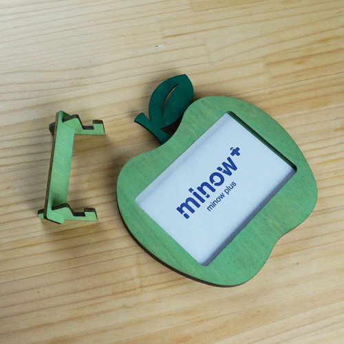 青りんご」木製写真立て（L判サイズ用）北欧 かわいい フォトフレーム