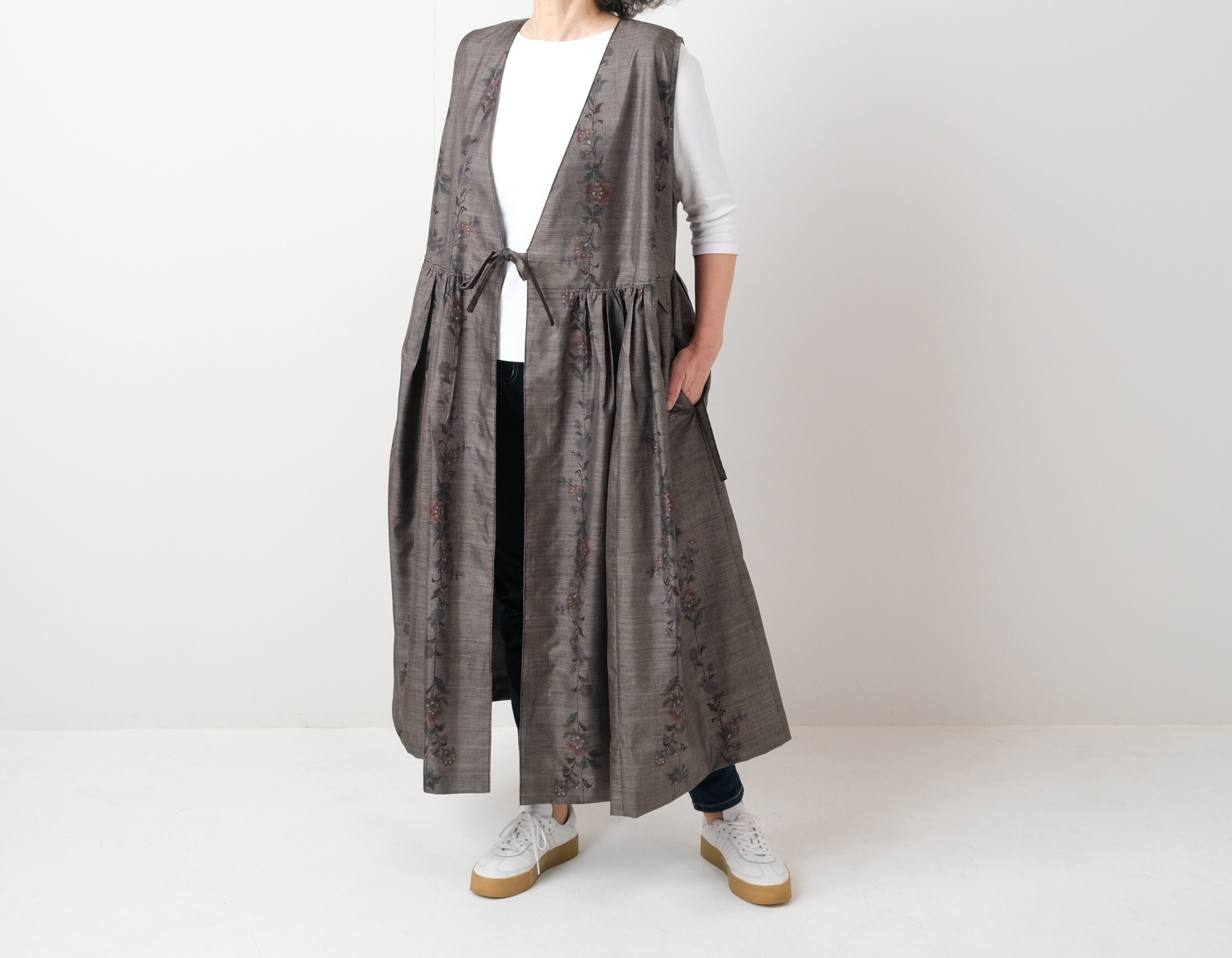 一元式9マルキ大島紬 ドレープスカートのカシュクールワンピース 一元式9マルキ大島紬 ドレープスカートのカシュクールワンピース