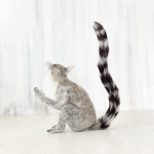 羊毛フェルト　ワオキツネザル 羊毛フェルト ワオキツネザルさん 羊毛フェルト 餡子猫 通販 15366340