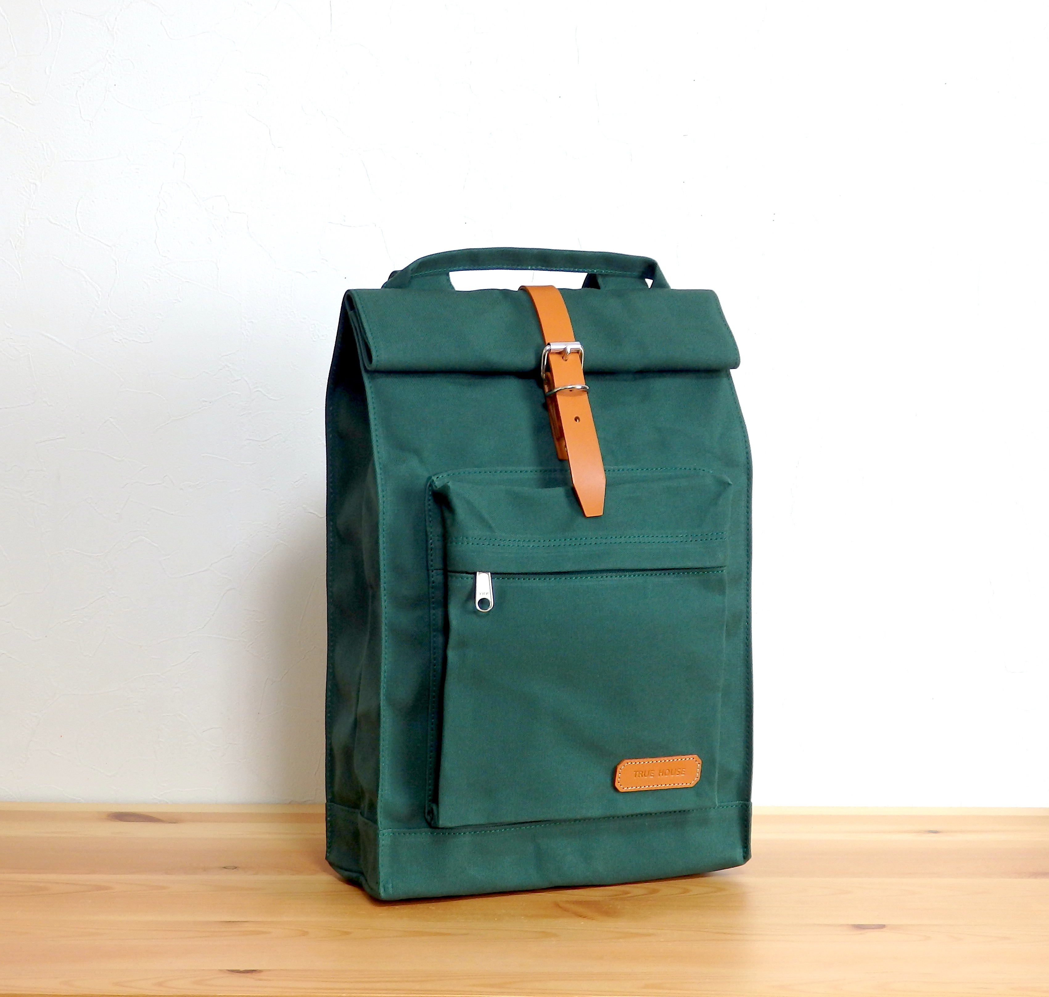 【受注制作】Sサイズ パラフィン加工 10号帆布のリュックサック 濃グリーン