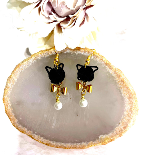 水引猫ちゃんseries ピアスorイヤリング ♡チャーム付き♡*ご縁を結ぶ