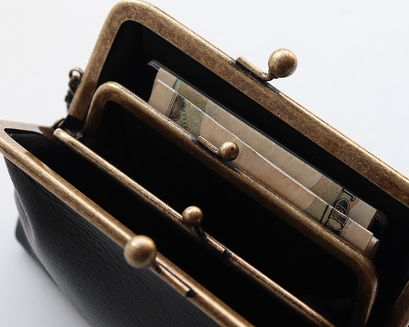 ★数量限定★上質な肌触りのラムレザー　アンティークゴールド口金のミニがま口財布　BEIGE 7枚目の画像