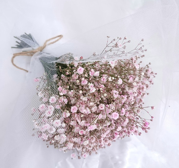チュール付きカスミソウブーケ＊＊桜ピンク＊＊ スワッグ Flower shop
