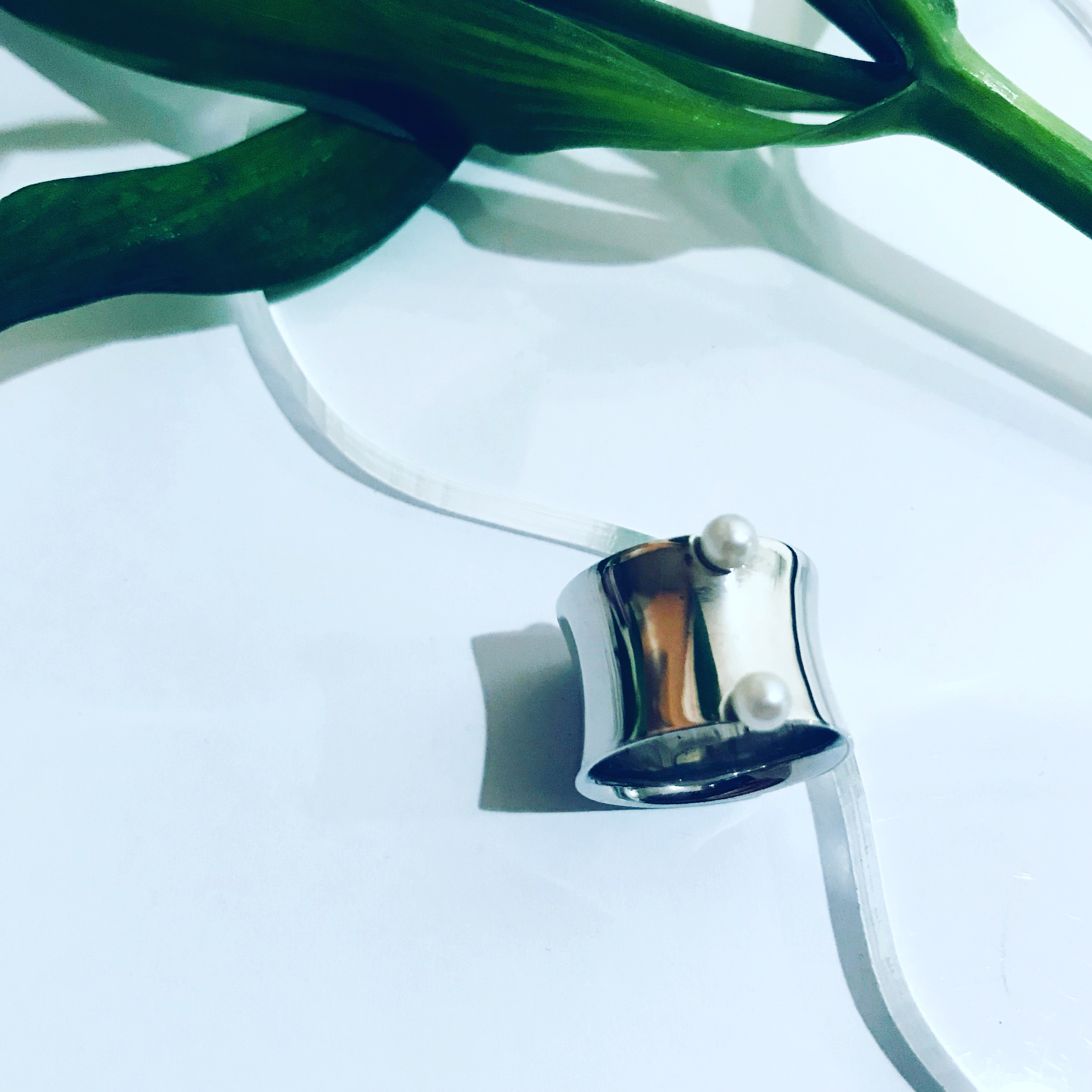 corset Pearl  ring ／ Tow grain