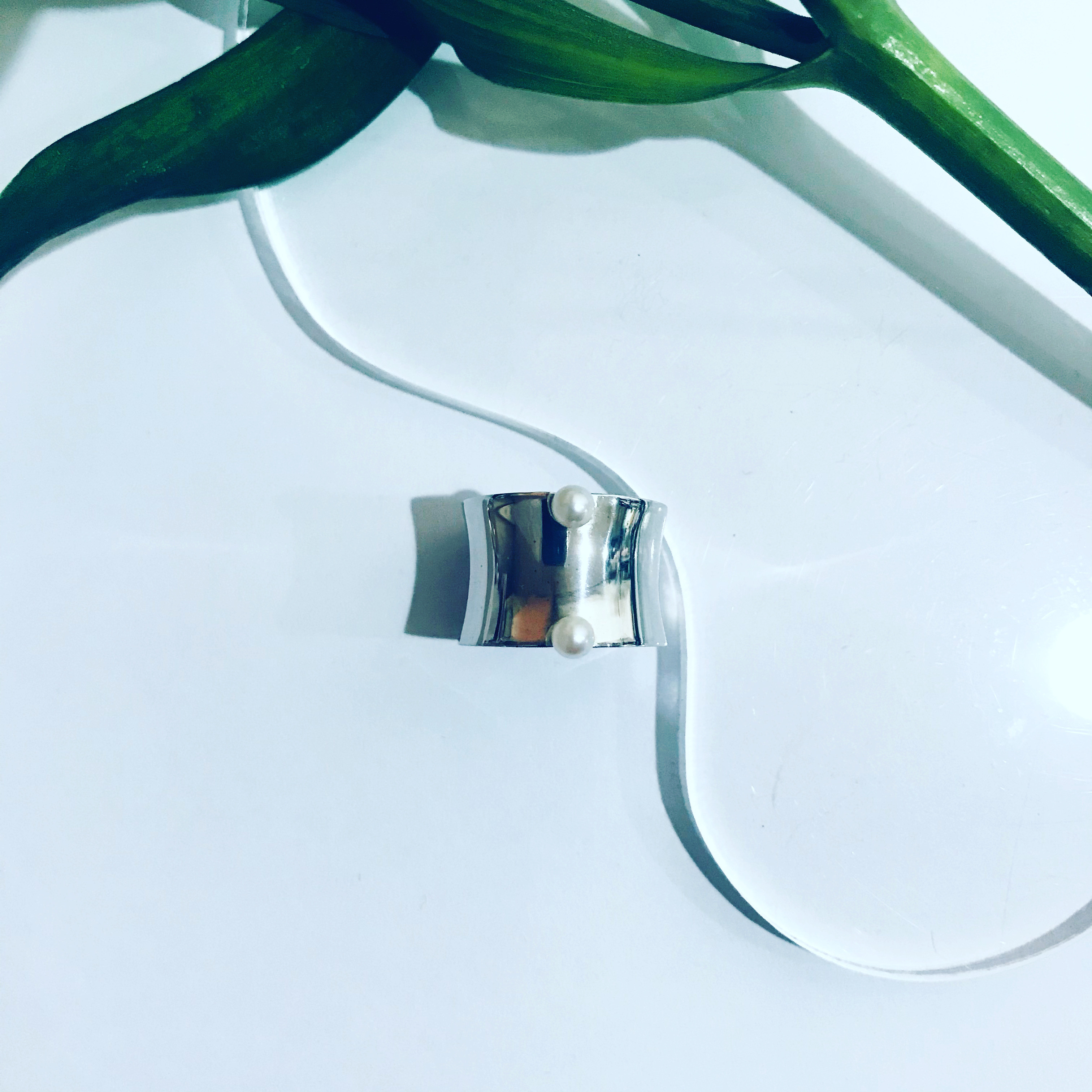 corset Pearl  ring ／ Tow grain