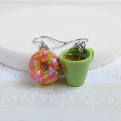 早餐耳環 - 甜甜圈, 熱奶茶 - 不銹鋼耳勾 第2張的照片