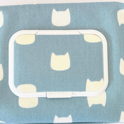 軽い！ネコ ブルー　ラミネートのオムツポーチ　水色 　おしりふき　猫　北欧　一体型　ビタット 3枚目の画像