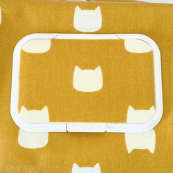 軽い！ネコ マスタード　ラミネートのオムツポーチ　イエロー　おしりふき　猫　北欧　一体型　ビタット 3枚目の画像