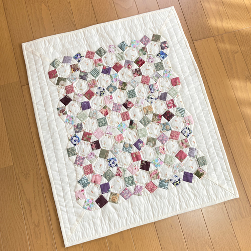 メリーゴーランドのパッチワークタペストリー パッチワークキルト