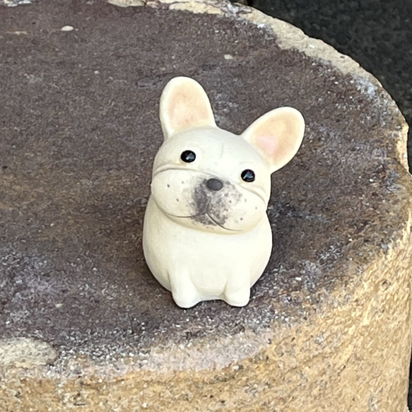 法國鬥牛犬（奶油色）O-400-3 陶瓷/法國鬥牛犬/Hokoku Mugyu Dog 第2張的照片