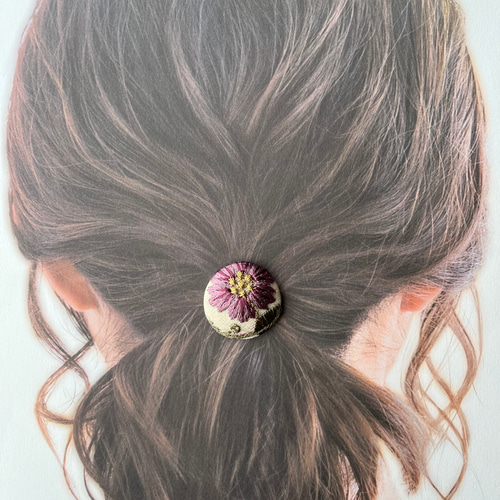 2024年のクリスマス ヘアゴム くるみボタン インド刺繍リボン ヘアゴム 通販 ＋labo ヘアゴム
