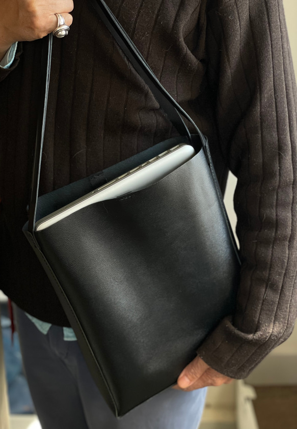 zemoneni クロスハンド トートバッグ tote bag 香港デザイン バッグ・カバン ハンドバッグ 皮、革、レザー Z1409209307(10790円)