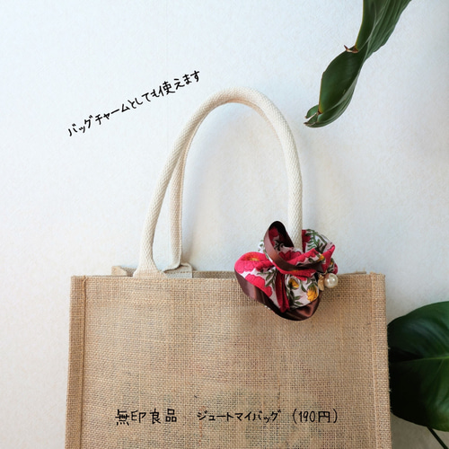 mama&mimi様 パラコート バッグチャーム にこちゃん花 四つ葉